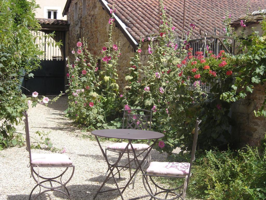 La Maison Des Gardes - Chambres D'Hotes Cluny Luaran gambar